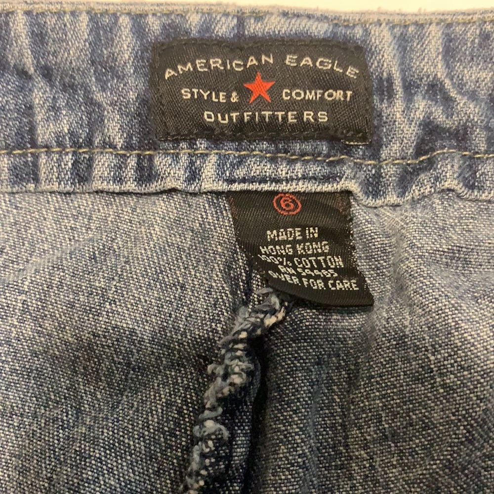 Vintage American Eagle denim shorts - Picture 2 of 4